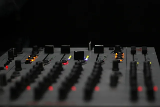 deejay, dj, mixer, night, record, turntable, vinyl, deejay, dj, dj, dj, dj, dj, mixer, record, turntable, turntable, turntable, vinyl. Setting DJ gig rates in California, Texas, and New York compared