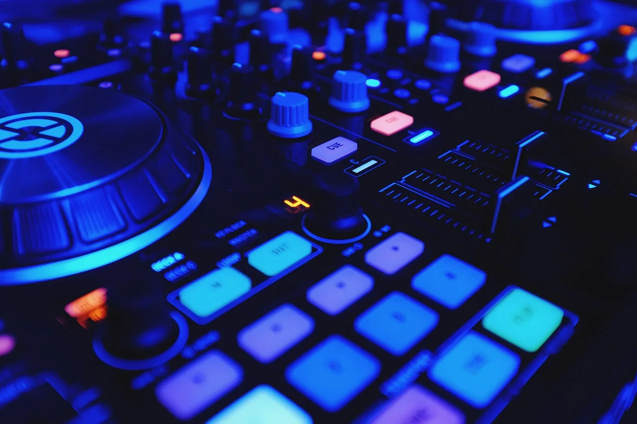 equipment, dj, controller, disco, music, sound, digital art, dj, dj, dj, dj, dj. Running a DJ business: workflow for owners