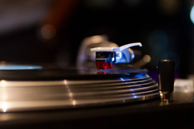 turntable, electronics, music, dj, entertainment, mixer, equipment, sound, jockey, audio, player, vinyl. Essential DJ equipment checklist for a brand new business